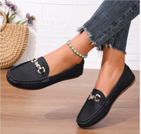Lara - Classic Loafer